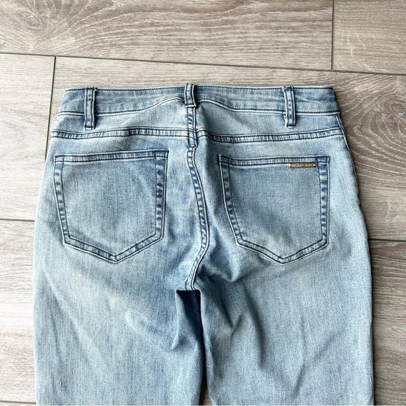 Michael Kors Light Wash Button Down Bootcut fringe Hem Cropped Jeans - Picture 10 of 10